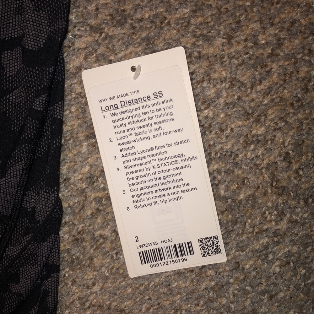 Lululemon Long Distance Tank top. 2 - Picture 2 of 7
